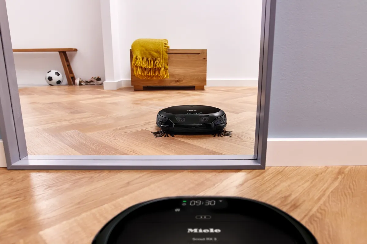 obrázek produktu::Robotický vysavač Scout RX3 Obsidian černá