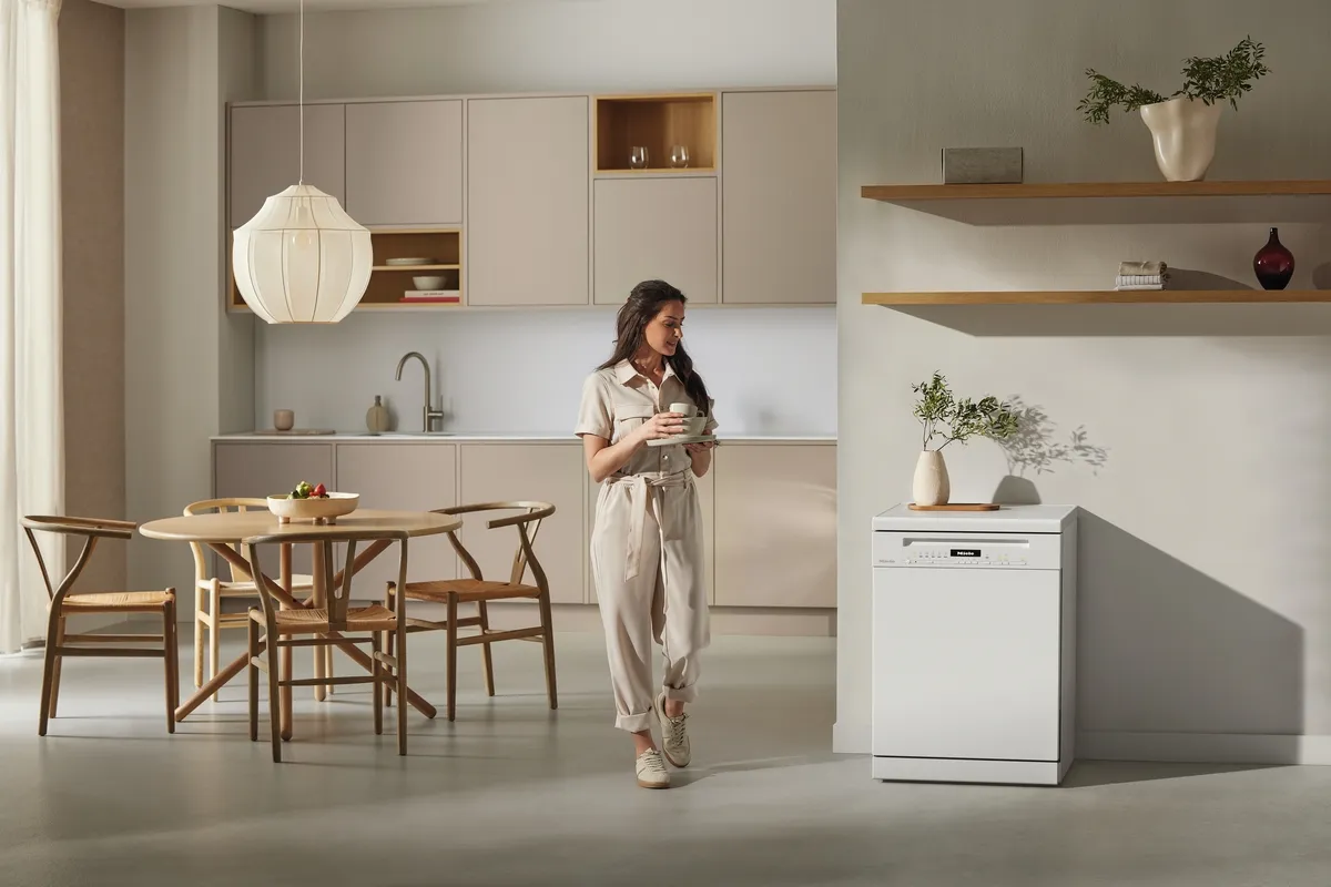 obrázek produktu::G 7210 SC Miele Volně stojící myčka nádobí Briliantová bílá