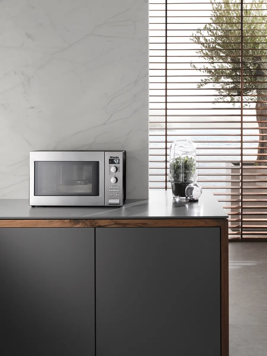 obrázek produktu::M 6012 SC Miele Volně stojící mikrovlnná trouba Nerez