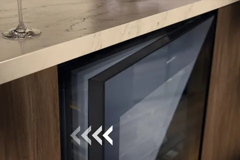 obrázek produktu::KWTUS 7096 E Miele Podstavná vinotéka Obsidian černý (sklo)