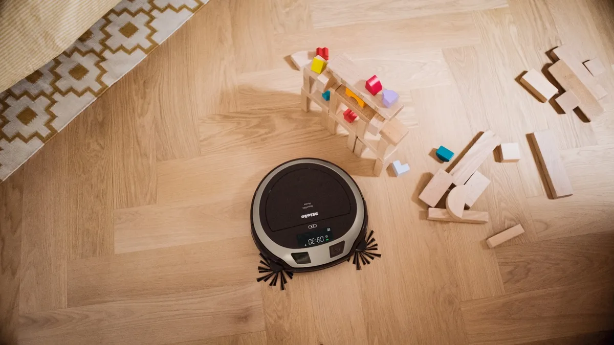 obrázek produktu::Robotický vysavač Scout RX3 Runner Bronzová/PearlFinish