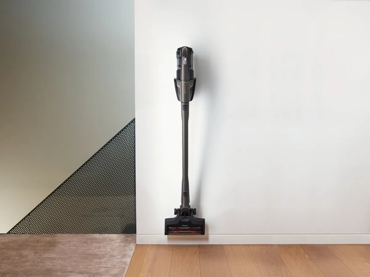 obrázek produktu::Triflex HX2 125 Gala Edition Miele Akumulátorový vysavač Infinity šedá PF