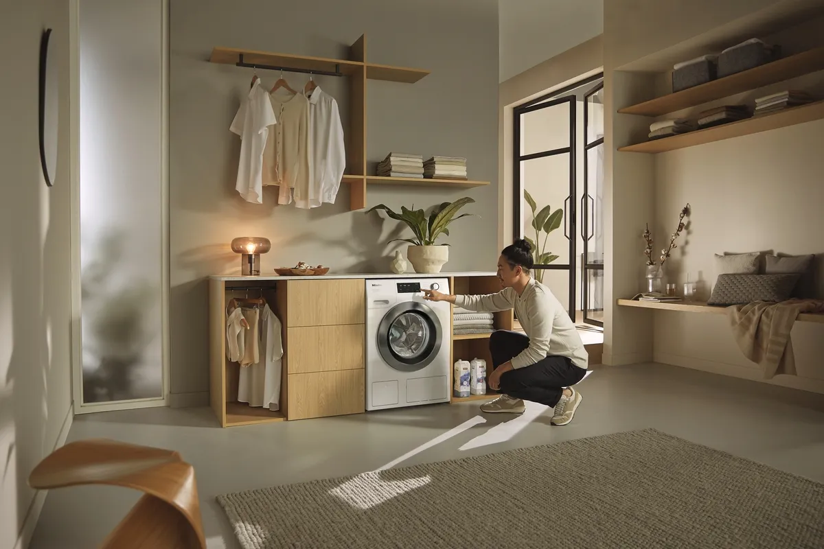 obrázek produktu::WEG675 WCS TDos&9kg Miele Pračka s Předním plněním Lotosově bílá