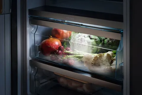 obrázek produktu::KFN 7795 C Miele Vestavná chladnička s mrazničkou