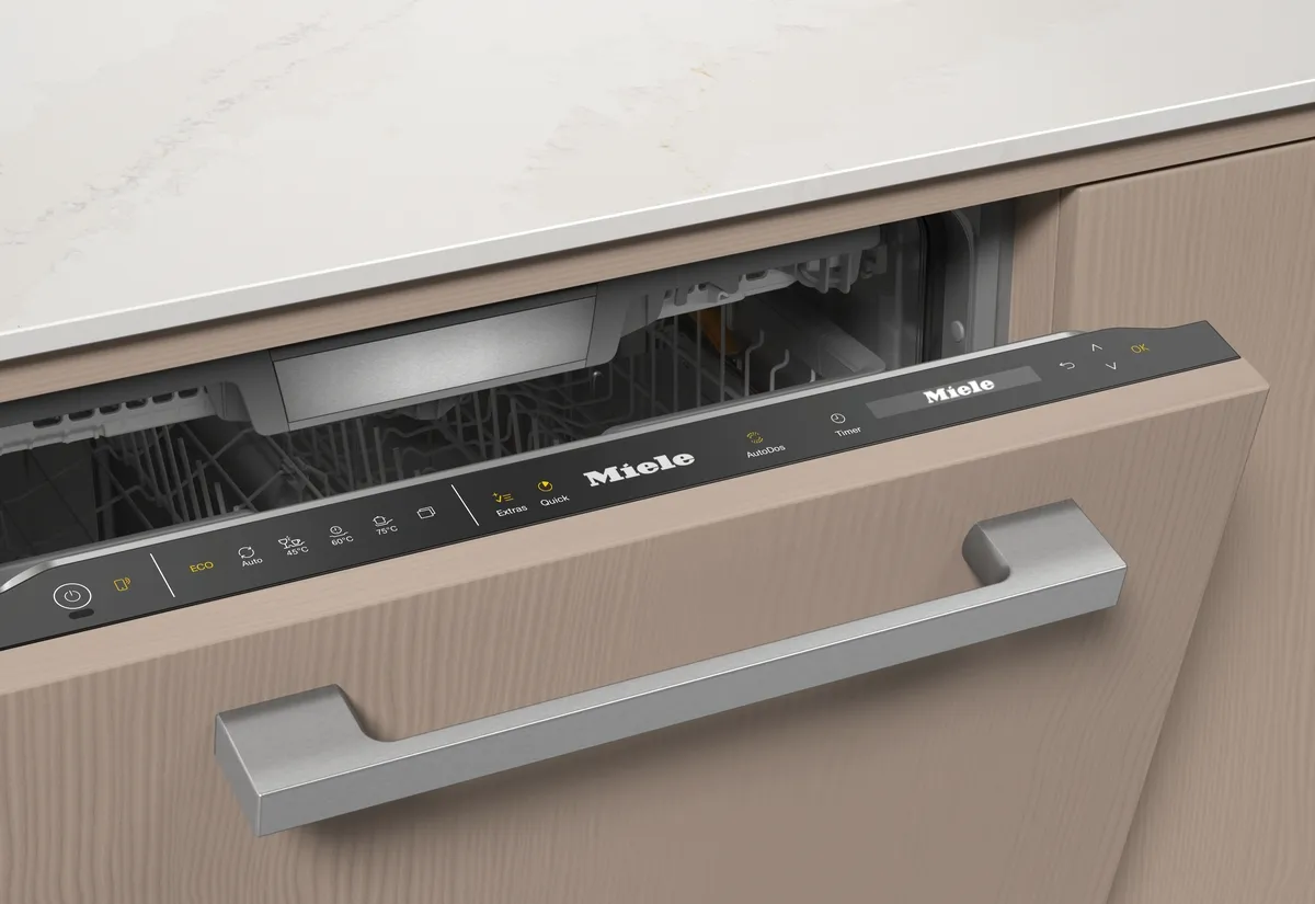 obrázek produktu::G 7674 SCVi AutoDos Excellence Miele Plně vestavná myčka nádobí Obsidian černá