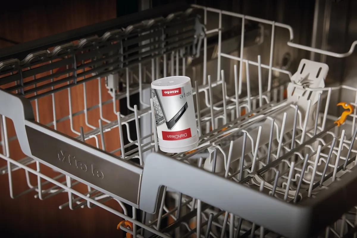 obrázek produktu::GP CO G 160 P Miele Ošetřující přípravek DishClean, 160 g