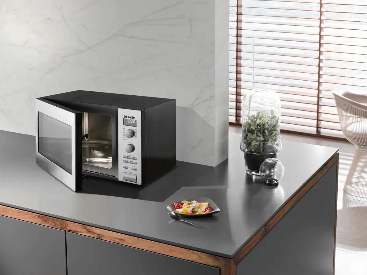 obrázek produktu::M 6012 SC Miele Volně stojící mikrovlnná trouba Nerez