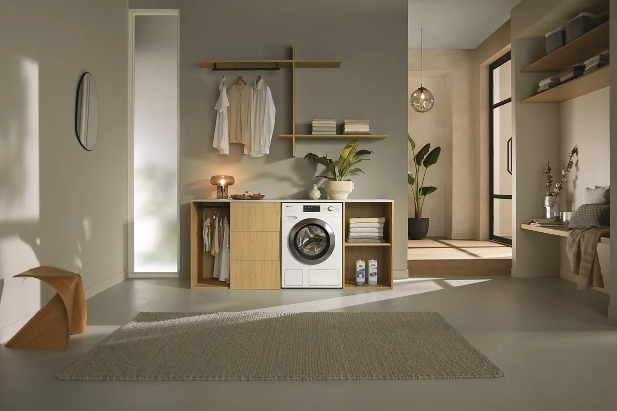 obrázek produktu::WEI895 WCS 125 Gala Edition Miele Pračka s Předním plněním Lotosově bílá