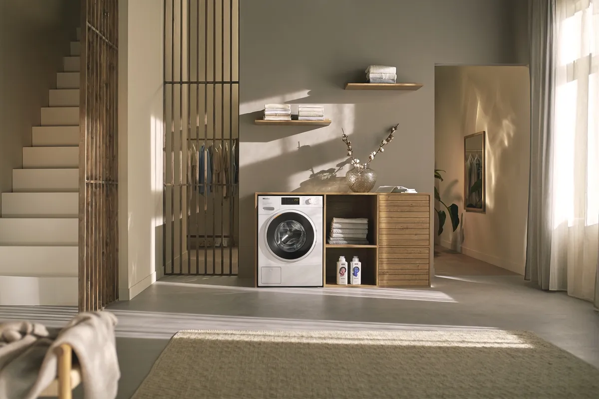 obrázek produktu::WWB380 WCS 125 Edition Miele Pračka s Předním plněním Lotosově bílá