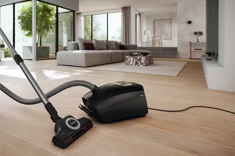 obrázek produktu::Guard L1 Cat & Dog Miele Podlahový vysavač Obsidian černá