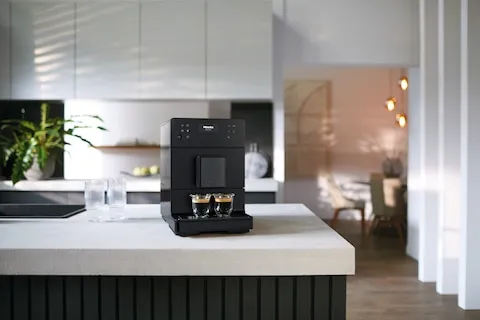 obrázek produktu::CM 5510 125 Edition Miele Volně stojící kávovar Obsidian černá, matná