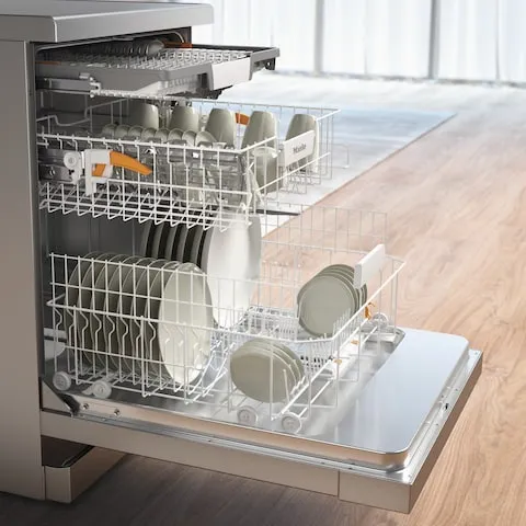 obrázek produktu::G 5410 SC Front Active Plus Miele Volně stojící myčka nádobí, čelní stěna CleanSteel