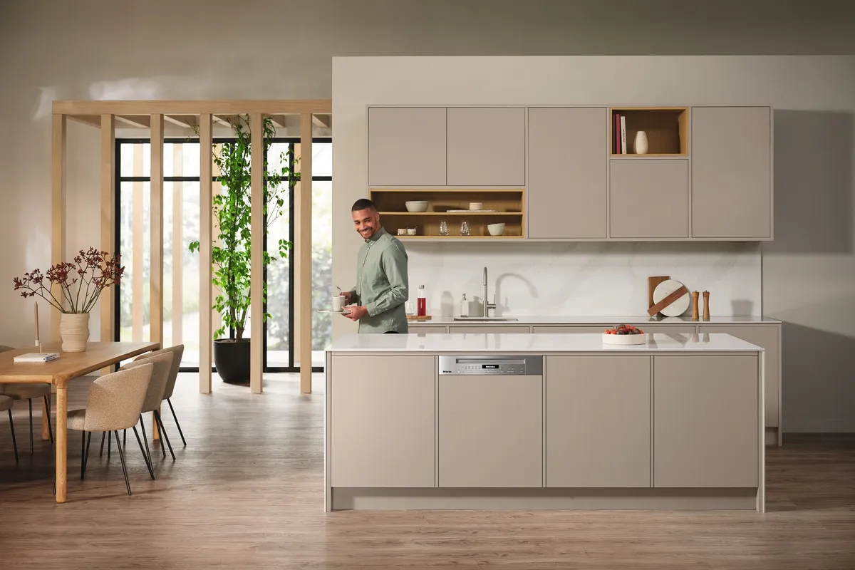 obrázek produktu::G 7210 SCi Miele Vestavná myčka nádobí Nerez CleanSteel