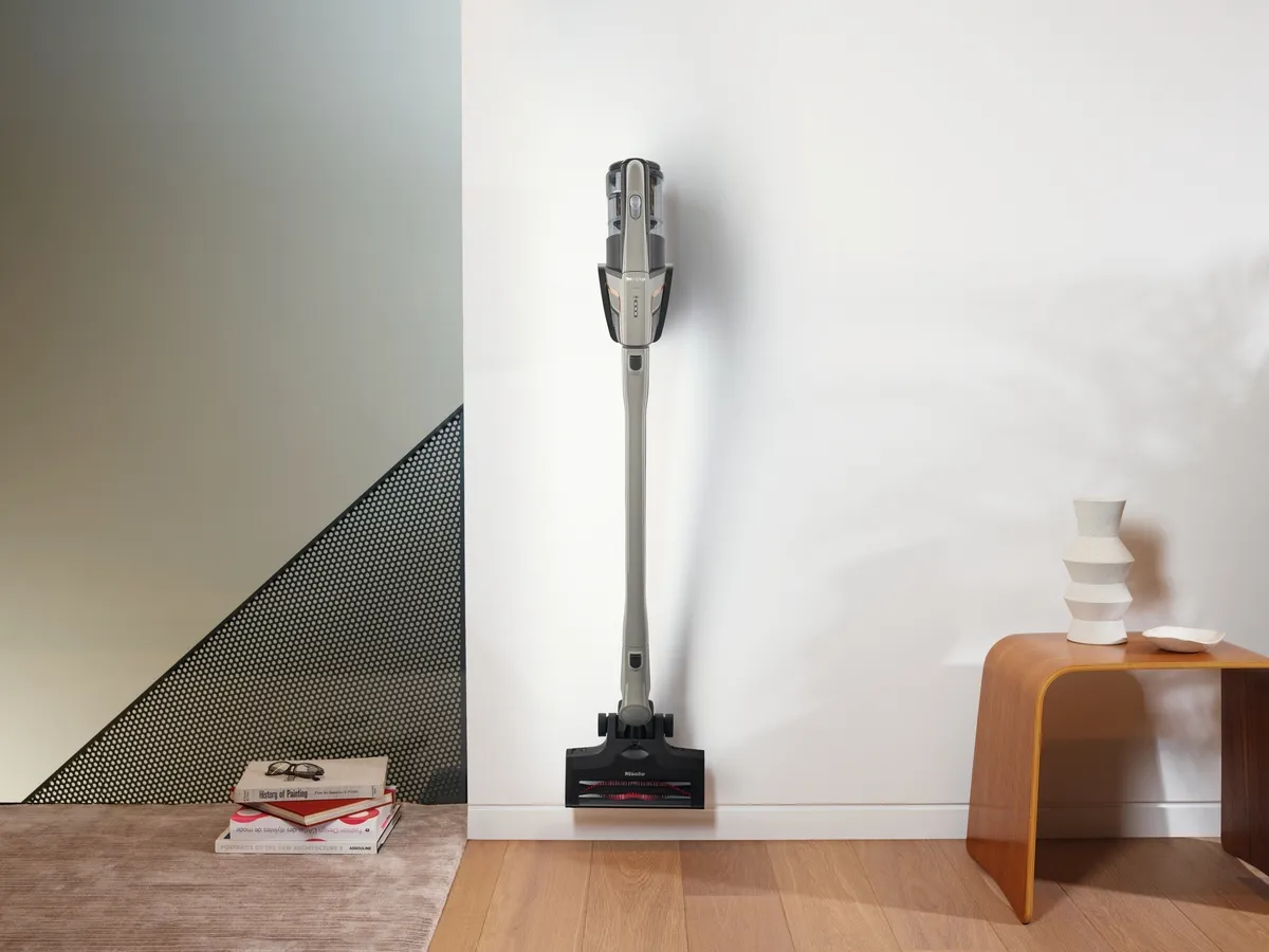 obrázek produktu::Triflex HX2 Performance Miele Akumulátorový vysavač Kašmírově šedá