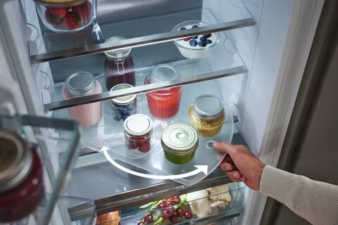 obrázek produktu::KFN 7795 C Miele Vestavná chladnička s mrazničkou