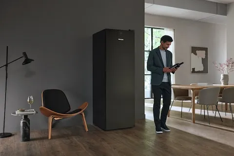 obrázek produktu::KWT 4584 E Miele Volně stojící vinotéka Černá