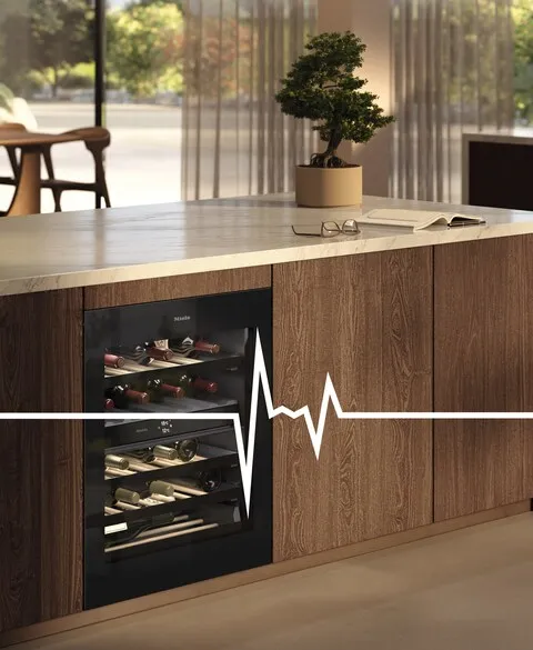 obrázek produktu::KWTUS 7096 E Miele Podstavná vinotéka Obsidian černý (sklo)