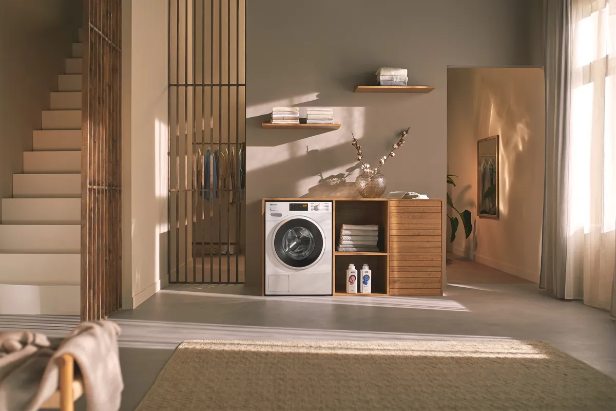 obrázek produktu::WWD164 WCS 9kg Miele Pračka s Předním plněním Lotosově bílá